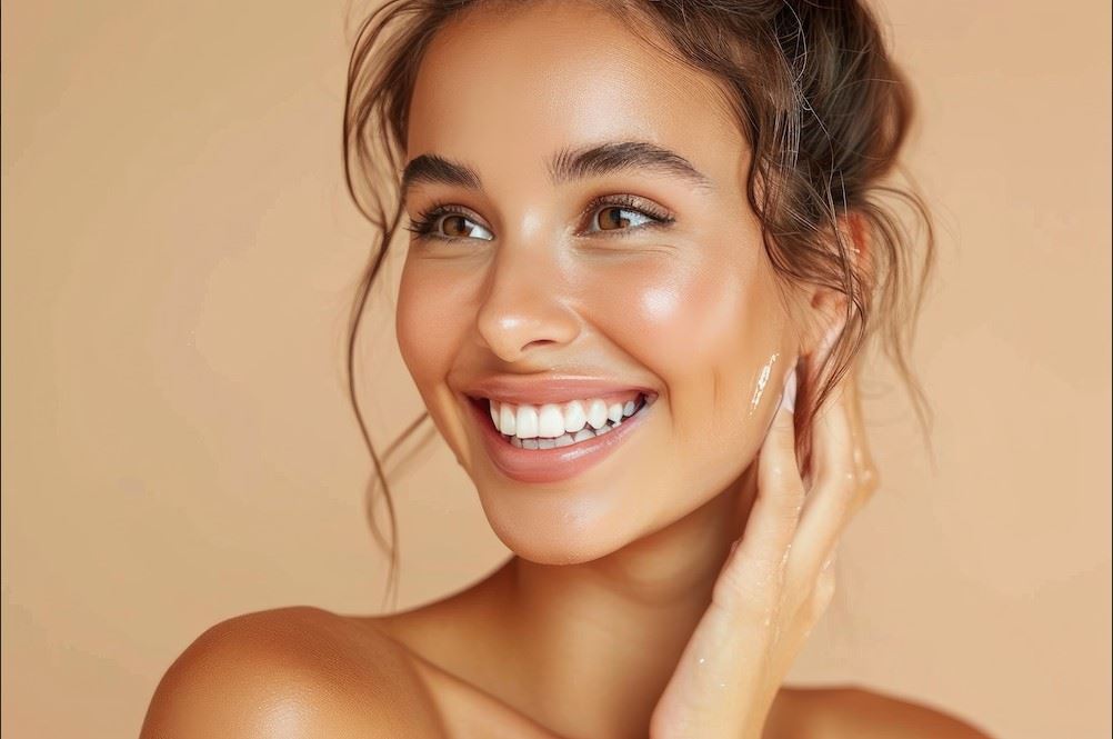 The Essential Role of CO2 Treatments in Maintaining Consistent Presentation Across Face, Neck, and Chest as We Age Photo