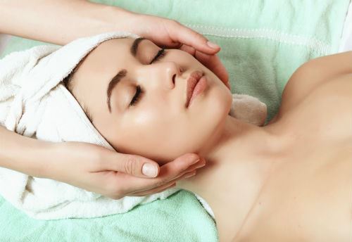 Realistic and Unrealistic Goals from a Chemical Peel Photo